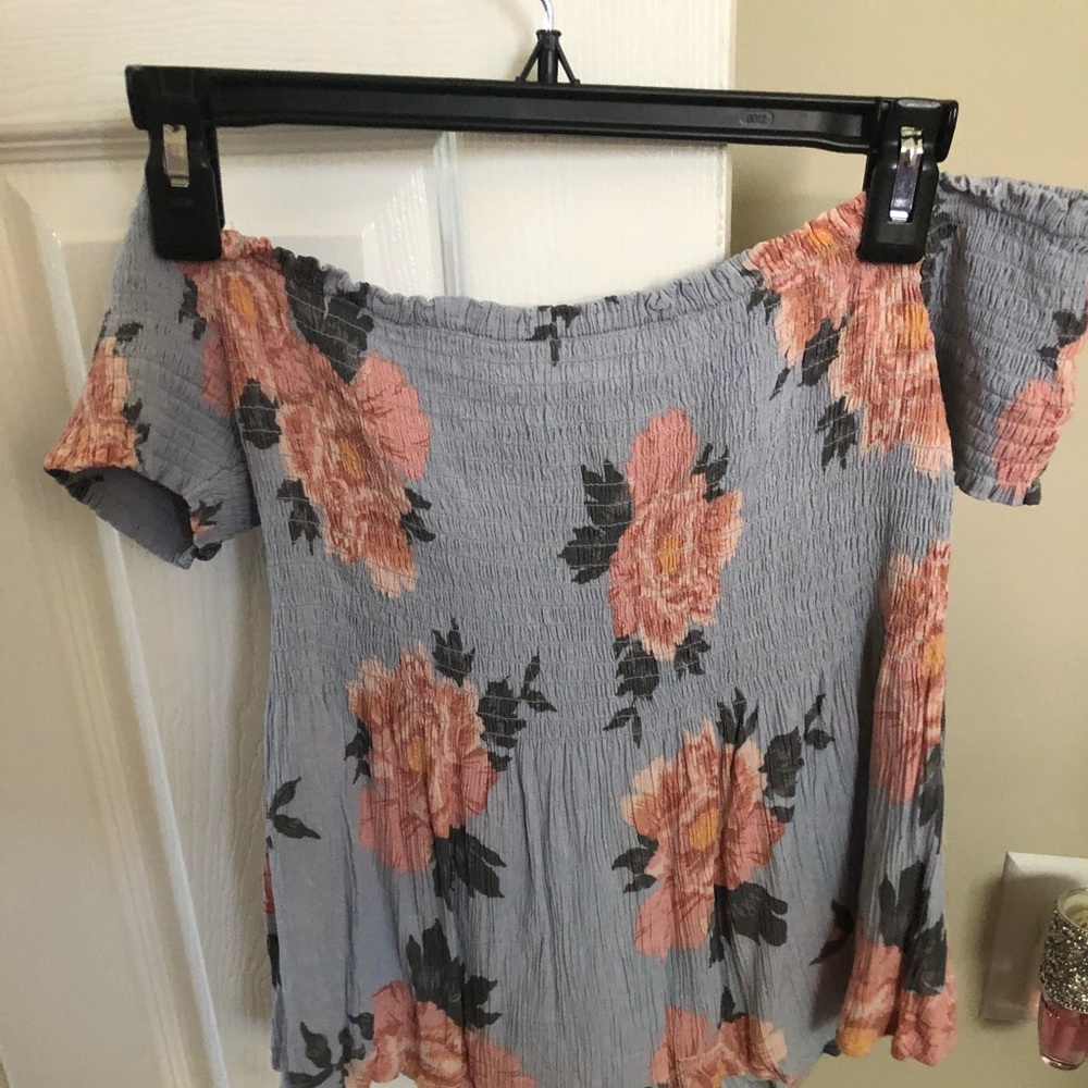 Kendall and Kylie off shoulder top